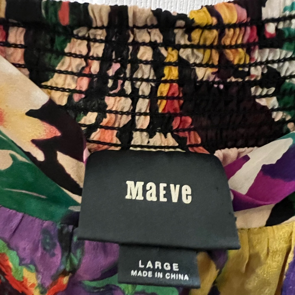 Colorful Pattern Skirt from Urban Outfitters - Picture 5 of 7
